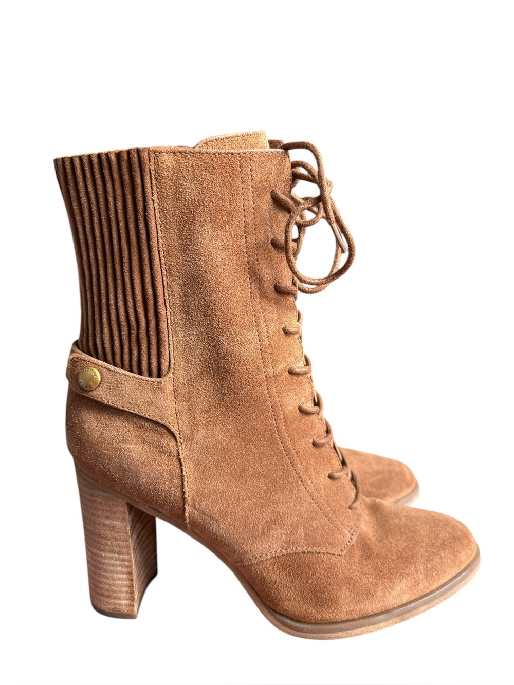 MICHAEL KORS Carrigan
Botie Suede boots size 8.5